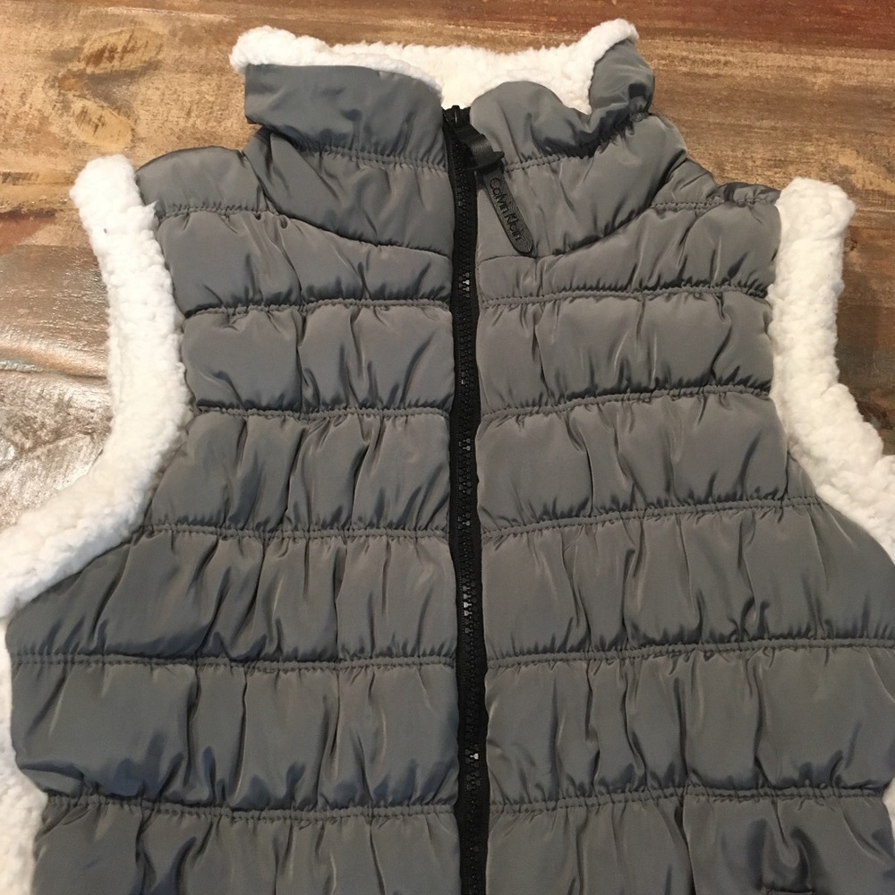 ❌SOLD ❌Calvin Klein puffy gray vest size medium